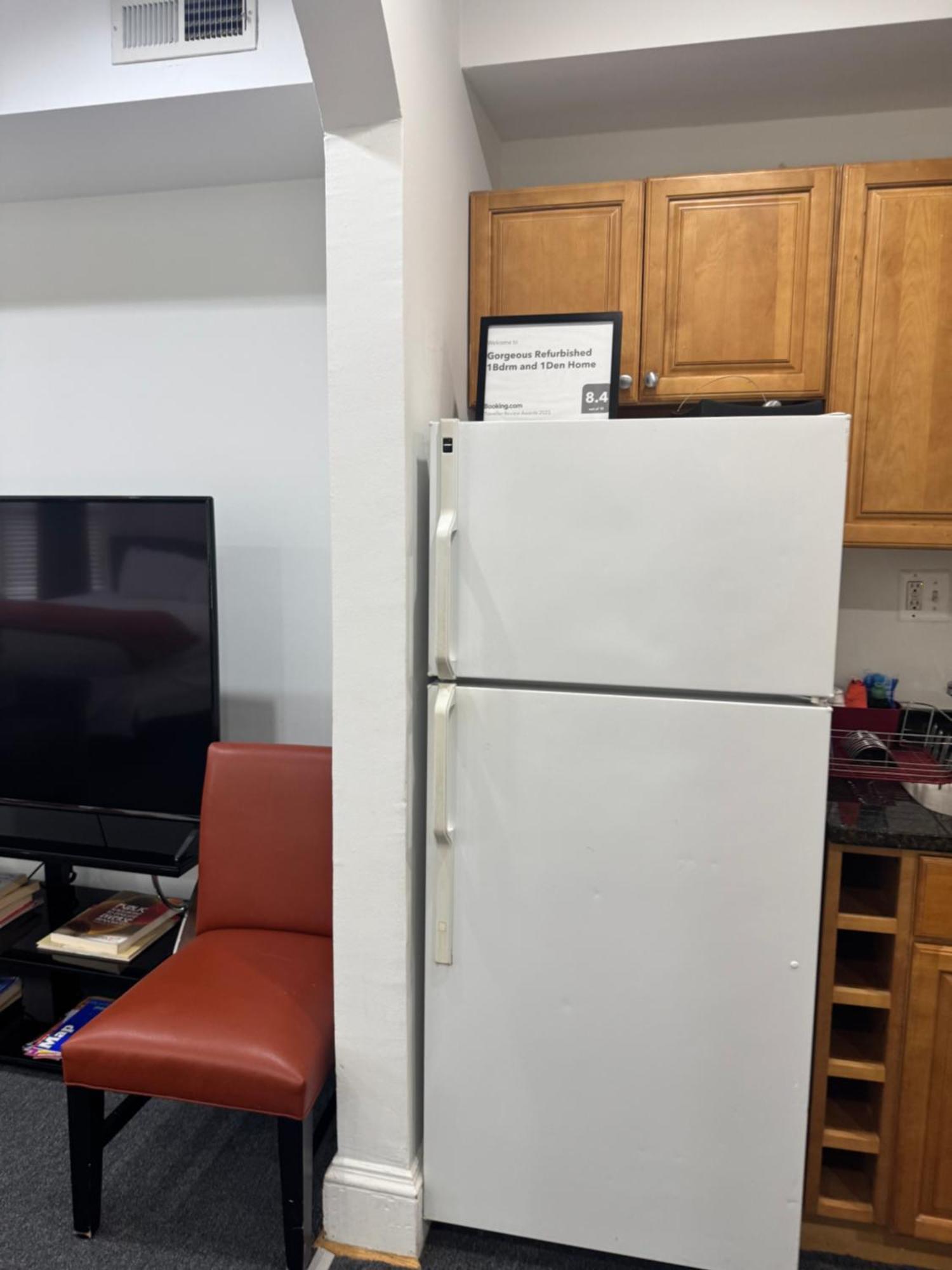 Gorgeous Refurbished 2bdrm